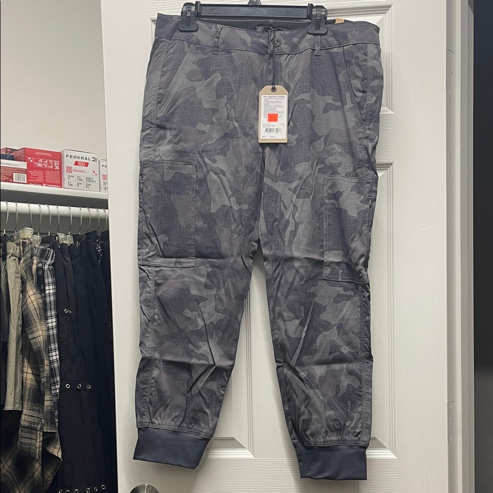 Prana Women's Gray Camouflage Cargo Joggers